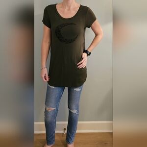 LA Hearts Green Top